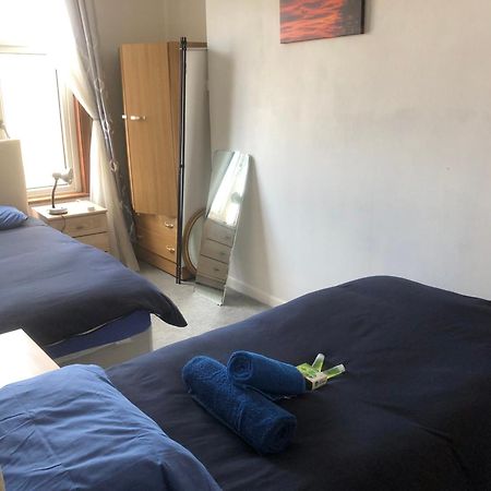 פורטסמות' Seaview Central מראה חיצוני תמונה